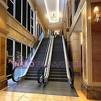 پله برقی پله برقی